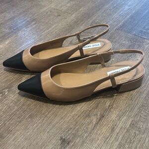 New Steve Madden pointed Toe heel